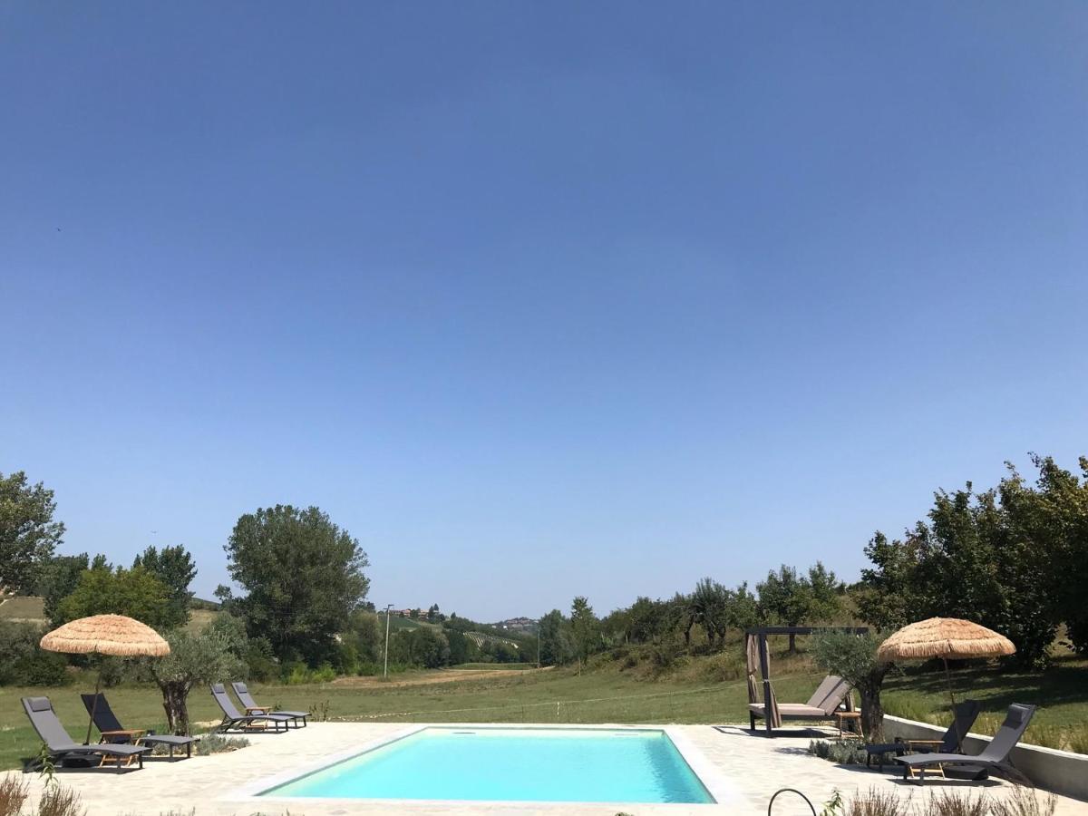 Montegrosso dʼAsti Sotto La Vigna Charm Stay Adults Only Vacation Suite Appartment المظهر الخارجي الصورة